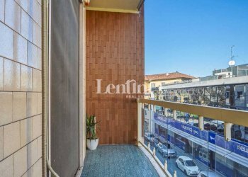 Balcone - Appartamento viale Montebello, 1, Casale Monferrato - foto 16