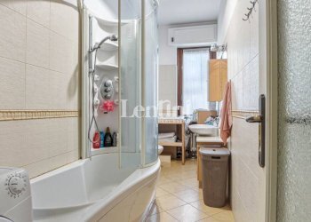 Bagno - Appartamento viale Montebello, 1, Casale Monferrato - foto 18