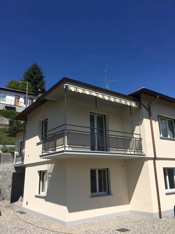 Facciata - Three-room apartment via Giambellino, Varese - photo 1