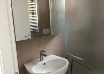 Bagno - Appartamento via Giambellino, Varese - foto 13