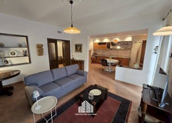 Salone - Three-room apartment via Statale, 55, Santa Vittoria d'Alba - photo 1