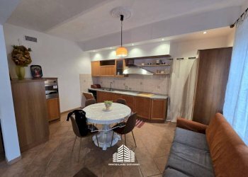 Cucina - Three-room apartment via Statale, 55, Santa Vittoria d'Alba - photo 10