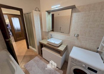 Bagno - Appartamento via Statale, 55, Santa Vittoria d'Alba - foto 16