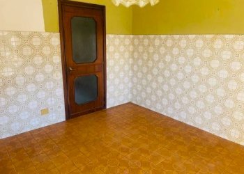 Cucina - Appartamento via Statale Mondovì, 18, Beinette - foto 7