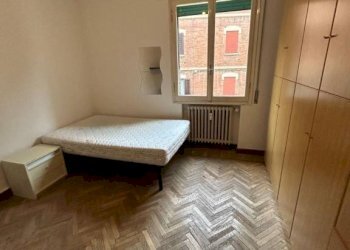 Camera da letto - Appartamento via Paolo Costa, 16, Bologna (zona Murri) - foto 13