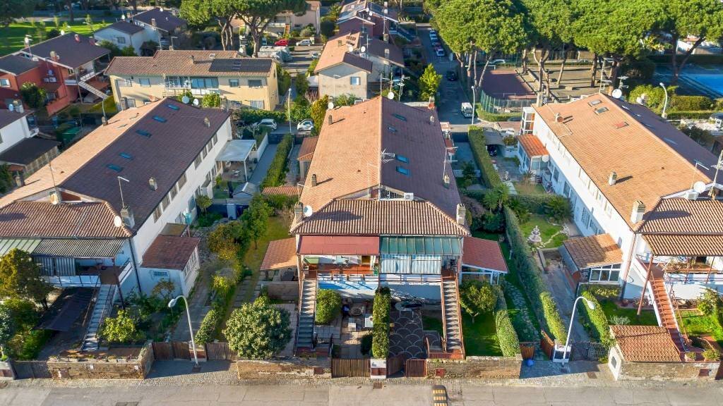 Vista - Trilocale via Archelao di Mileto, 30, Roma - foto 2