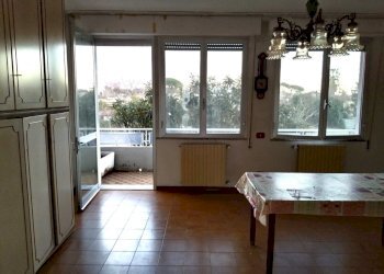 03.jpg - Appartamento Via Marcello Garosi, Massa - foto 3