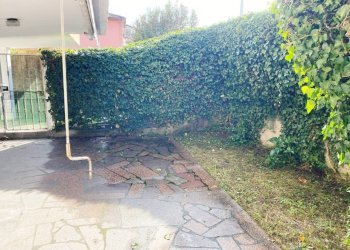 IMG_7518 (Grande).jpg - Three-family Villa Strada Statale 1 189, Castelnuovo Magra - photo 5