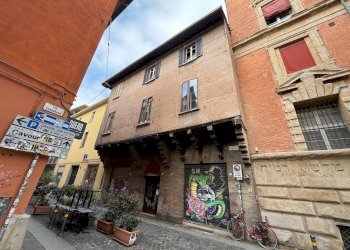 Commercial Premises via Goito, 14, Bologna (neighborhood Centro Storico) - photo 2