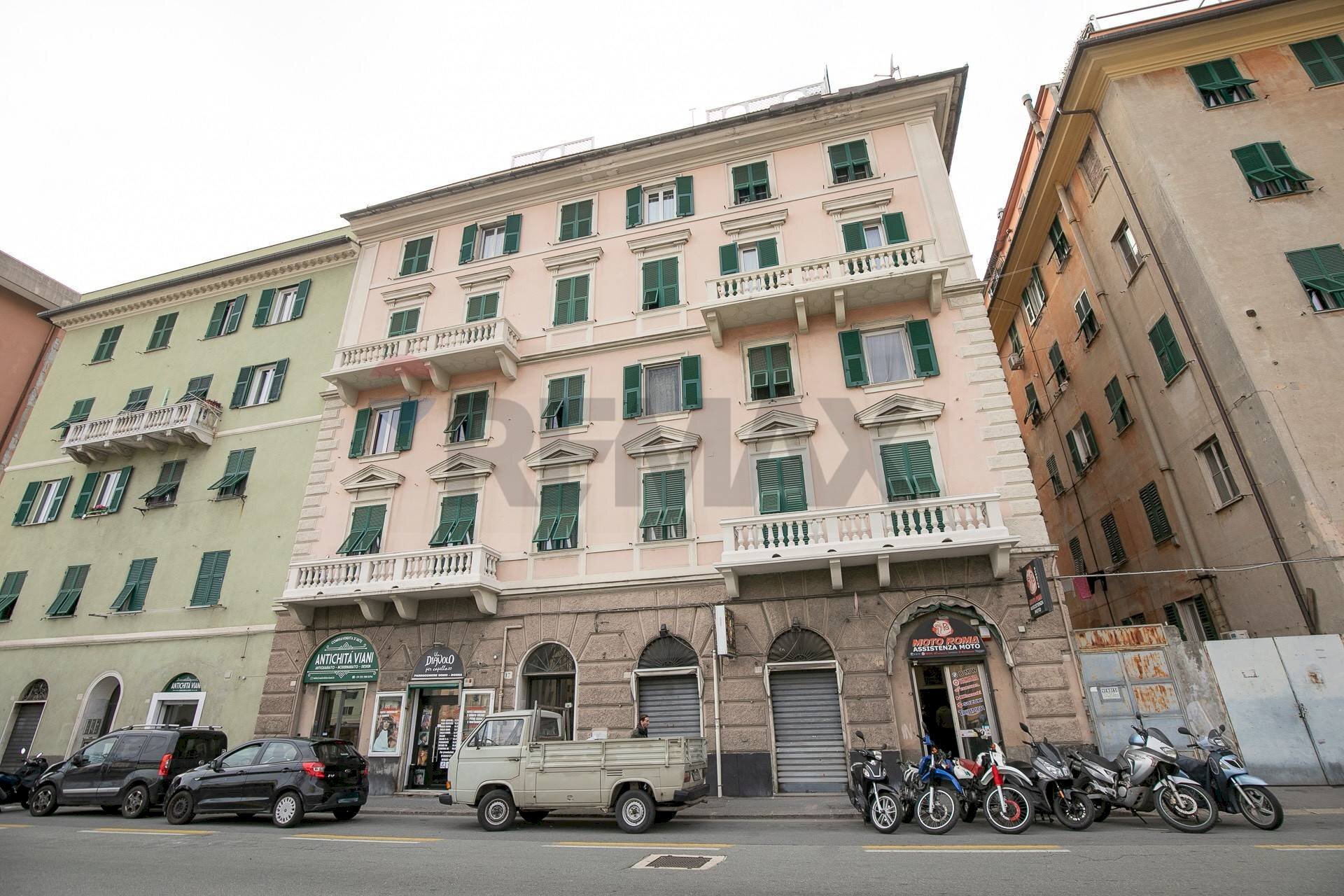 Two-room apartment Via Bobbio, 17 
 Marassi, Genova (neighborhood Marassi) - photo 1