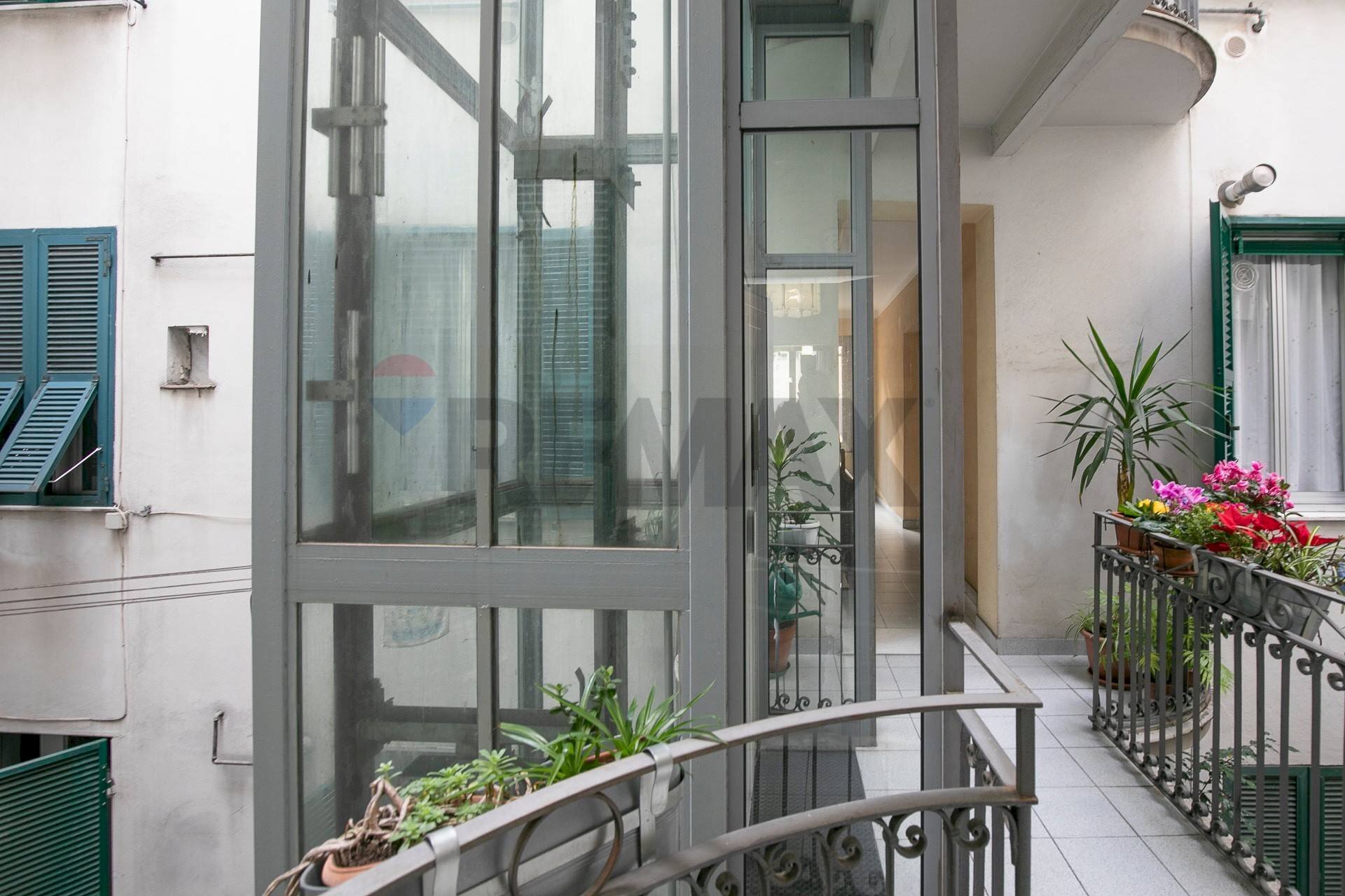 Two-room apartment Via Bobbio, 17 
 Marassi, Genova (neighborhood Marassi) - photo 2