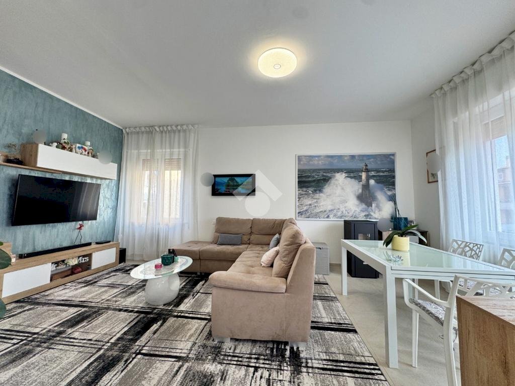 Porzione di casa Via Brasco, Montelabbate - foto 1