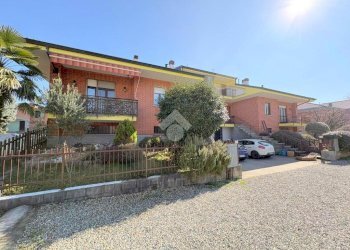 Portion of a house Via Torino, San Francesco al Campo - photo 1