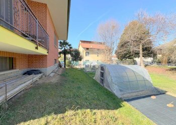 Portion of a house Via Torino, San Francesco al Campo - photo 4