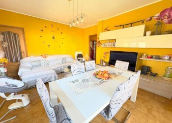 Portion of a house Via Torino, San Francesco al Campo - photo 6