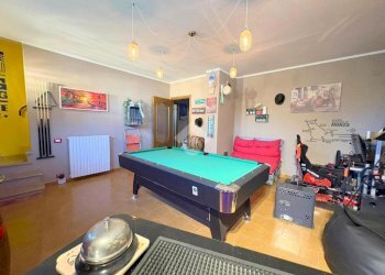 Portion of a house Via Torino, San Francesco al Campo - photo 21