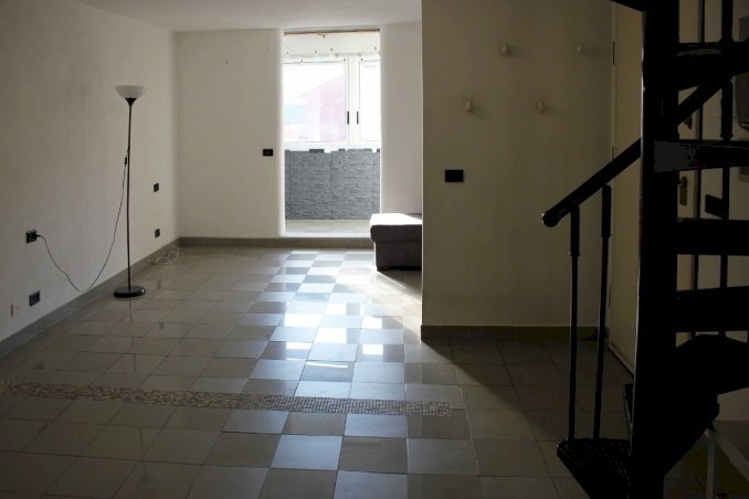 Three-room apartment Savona, Savona (neighborhood Villapiana) - photo 2