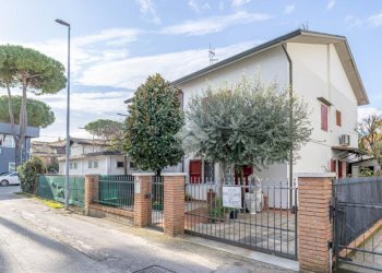Independent house Via Fiordalisi, Cervia - photo 1