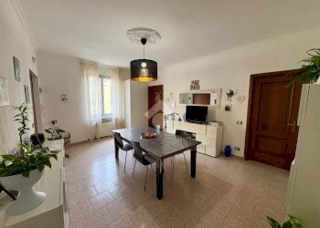 Appartamento Via Cornigliano, Genova (zona Cornigliano) - foto 2