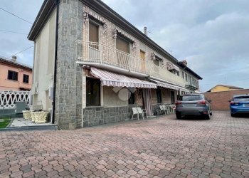 Semi-detached house Via Trincere, Asti - photo 1