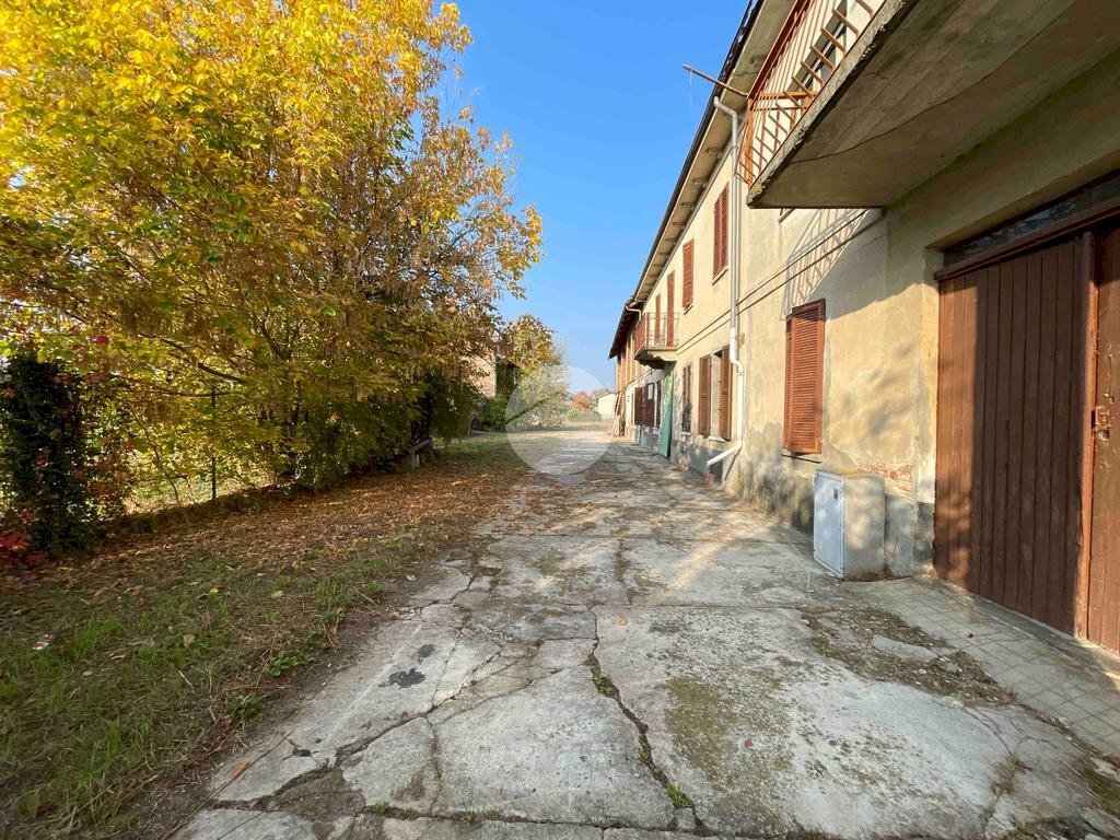 Casa indipendente Viale Bianco Don Alfredo, Asti - foto 1
