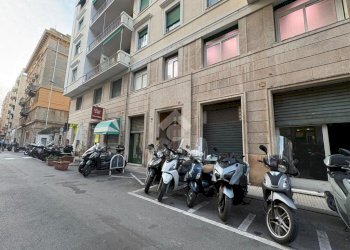 Negozio Via San Fruttuoso, Genova (zona San Fruttuoso) - foto 5