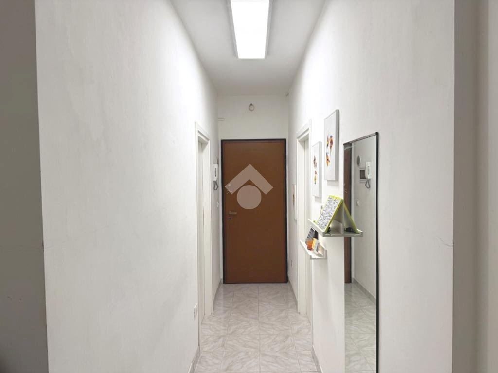 Four-room apartment Via S. Donato, Bologna (neighborhood San Donato) - photo 2