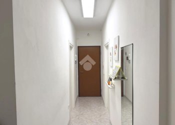 Quadrilocale Via S. Donato, Bologna (zona San Donato) - foto 2