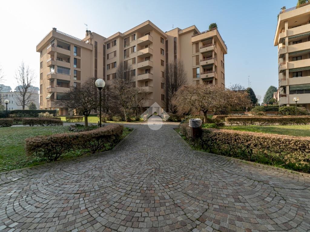 Three-room apartment Via Luigi Cadorna, Paderno Dugnano - photo 1