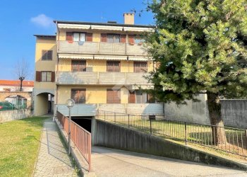 Quadrilocale Piazza Libertà, Arconate - foto 1