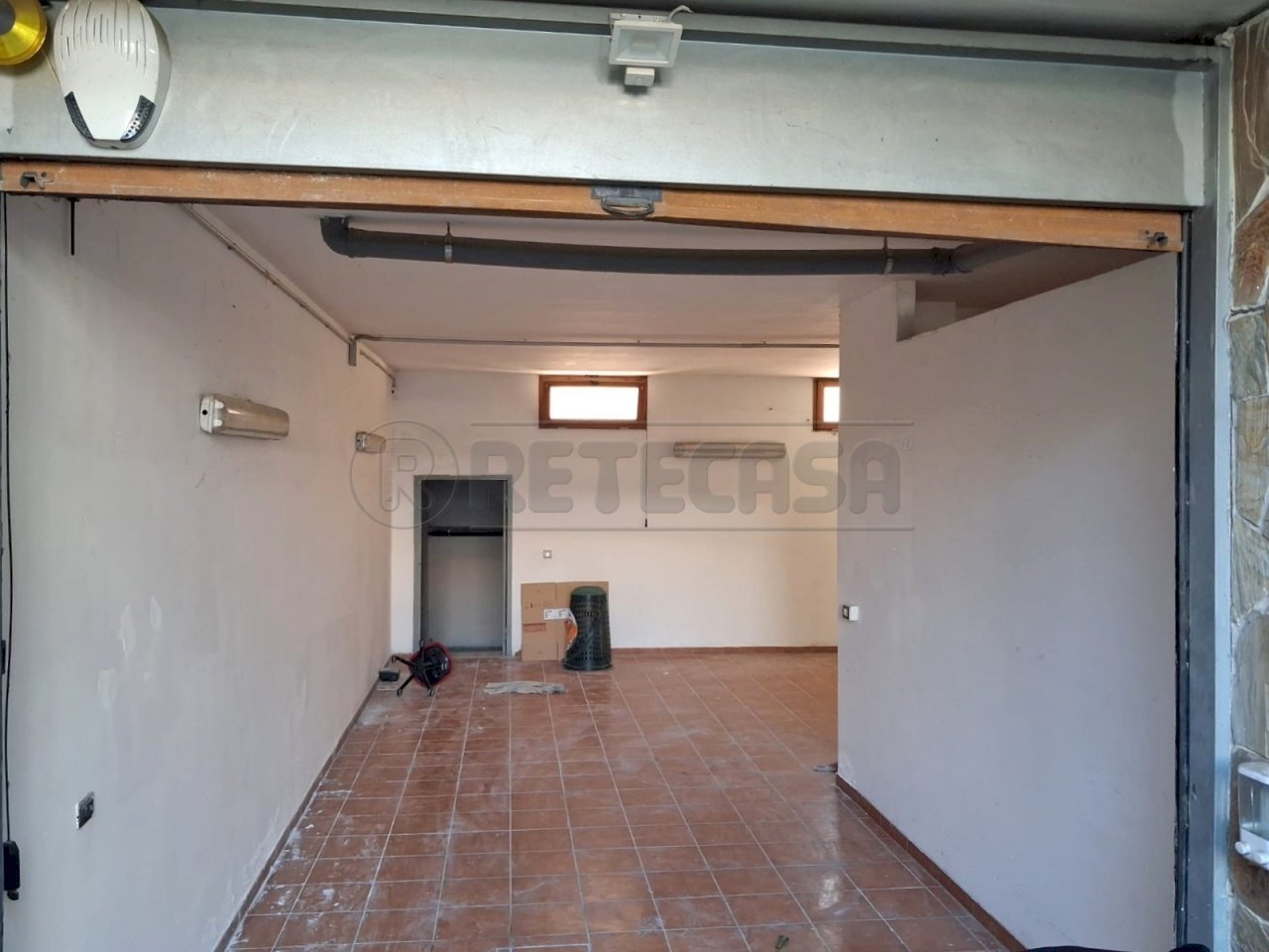 WhatsApp Image 2026-02-26 at 11.24.28 (1).jpeg - Warehouse Via Greco, Capodrise - photo 2