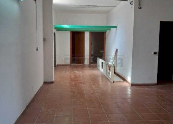 WhatsApp Image 2026-02-26 at 11.24.28.jpeg - Magazzino Via Greco, Capodrise - foto 3