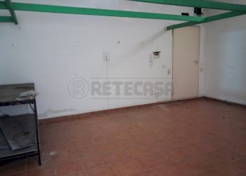 WhatsApp Image 2026-02-26 at 11.24.29 (1).jpeg - Magazzino Via Greco, Capodrise - foto 4