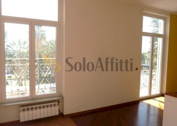 Cucina a vista - Appartamento Corso Orazio Raimondo 153, Sanremo - foto 7