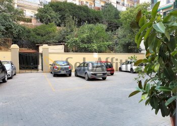 CORTILE - Appartamento Via Giacinto Gigante, Napoli (zona Arenella) - foto 1