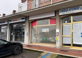 17.jpg - Non Alimentare Via Emilia 16, Noceto - foto 1