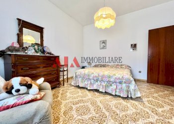 Camera matrimoniale 1 p.1 - Villa Via Sarzanese Valdera, Buti - photo 13