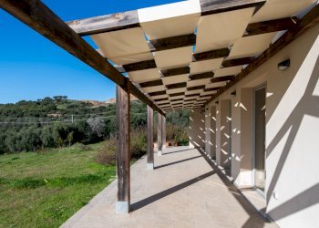 veranda anteriore (1).jpg - Villa Soleminis - photo 8