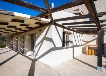 veranda anteriore (5).jpg - Villa Soleminis - photo 12