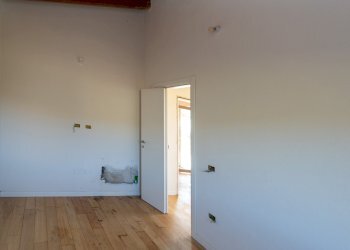 Studio al piano terra (1).jpg - Villa Soleminis - photo 23