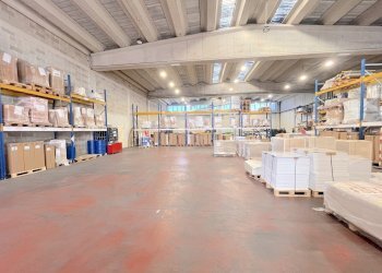 Interno - Locale Commerciale Via Naro, Pomezia - foto 13