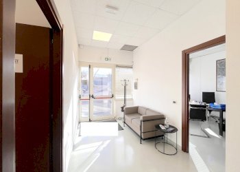 ufficio - Locale Commerciale Via Naro, Pomezia - foto 27