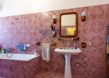 bagno - Bilocale Via di Tor Pignattara 187, Roma - foto 23