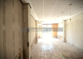 LOCALE COMMERCIALE - Locale Commerciale Via Nino Bixio 64, Perugia - foto 1