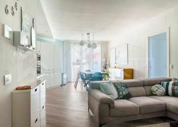 soggiorno - Three-room apartment Via Lazzara Giovanni, Livorno - photo 2