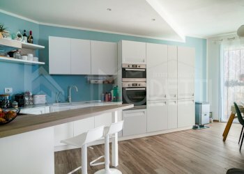 soggiorno - lato cottura - Three-room apartment Via Lazzara Giovanni, Livorno - photo 11