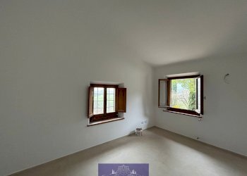 WhatsApp Image 2026-02-27 at 17.55.36 (1).jpeg - Terratetto - Terracielo Via dei Prati, Calenzano - foto 13