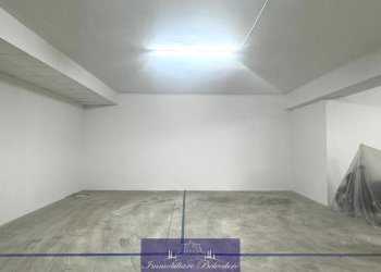 WhatsApp Image 2026-03-02 at 12.47.05 (4).jpeg - Box Piazza Pietro Mascagni, Firenze (zona Santa Maria Novella) - foto 2