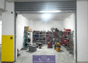 WhatsApp Image 2026-03-02 at 12.47.06.jpeg - Box Piazza Pietro Mascagni, Firenze (zona Santa Maria Novella) - foto 6