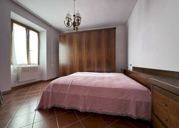 camera da letto - Villa Via del Bisenzio, Vernio - foto 20